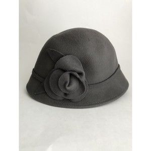 Croft & Barrow Bucket Hat / Women’s gray  ~ S/M EUC